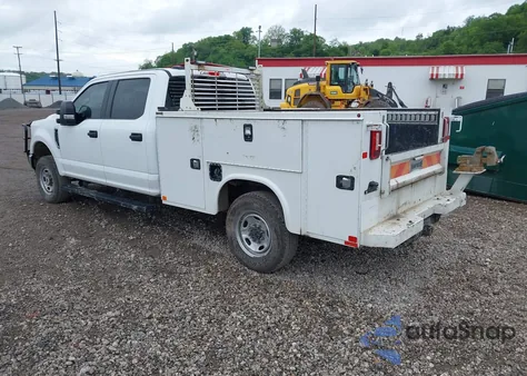 2022 Ford F-250 Xl из США, поврежденный, VIN 1FT7W2B62NEF35464